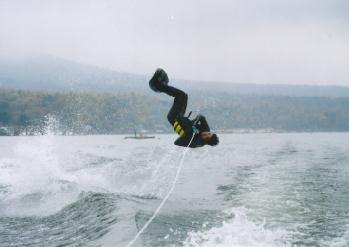 �E�F�[�N�{�[�h�`�����s�I��