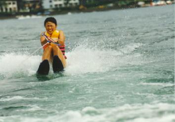 �E�H�[�^�[�X�L�[�r�M�i�[