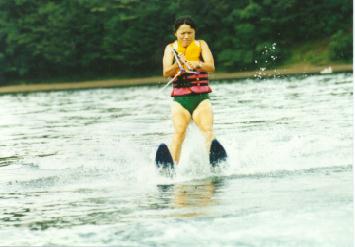 �E�H�[�^�[�X�L�[�r�M�i�[