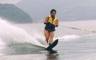 �E�H�[�^�[�X�L�[