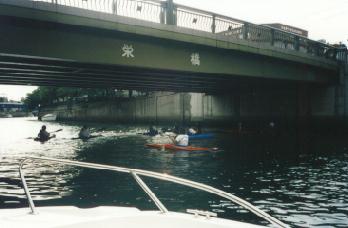 SRV�����^���{�[�g�N���u